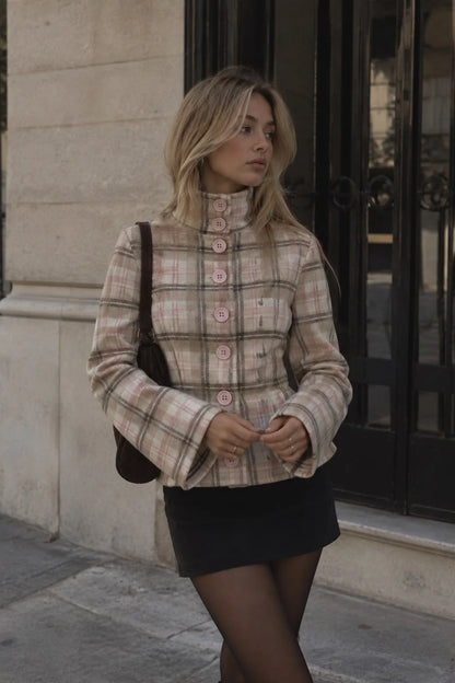 BELORA — Clémence