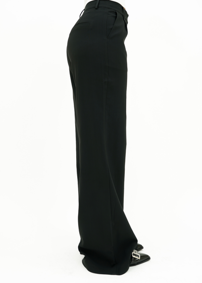 Louise high-waisted pants with wide legs and a fitted cut