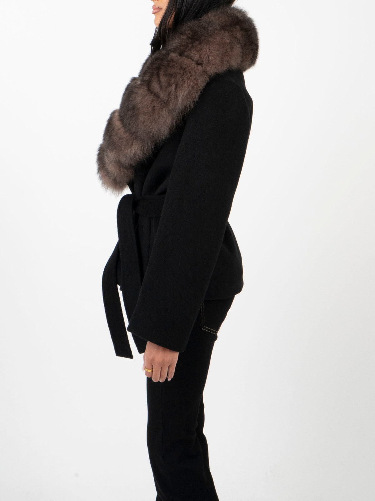 BELORA Margaux coat in black, side view