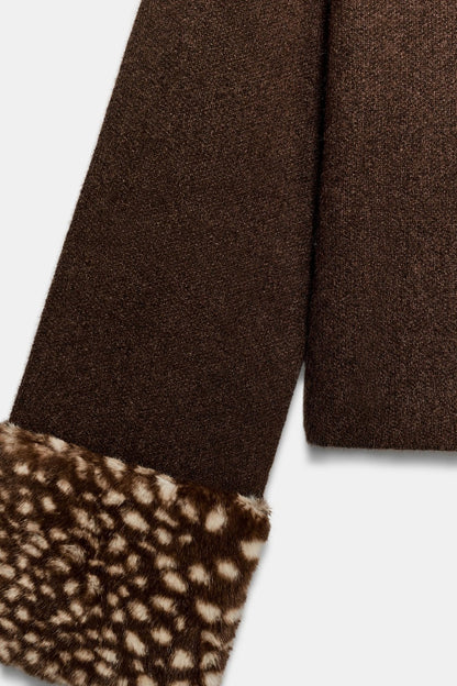 BELORA Salomé faux-fur cuff detail