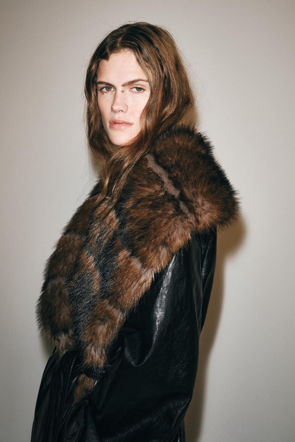 BELORA Vera black leather-look trench with fur-effect collar